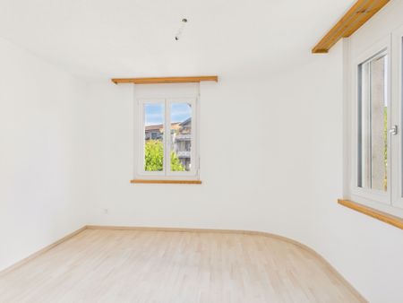 Frisch renovierte 4.5-Zimmer Wohnung in Flawil - Foto 3