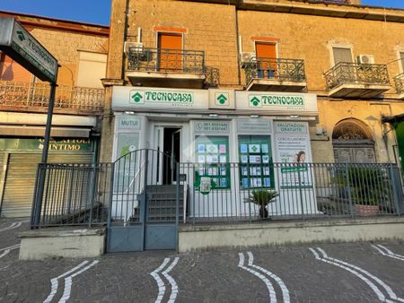 5 locali in affitto - Photo 3