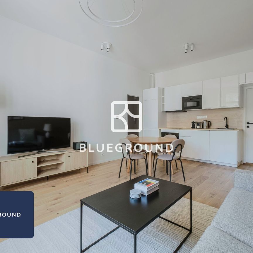 Apartment for rent, 2+kk - 1 bedroom, 47m - Photo 1