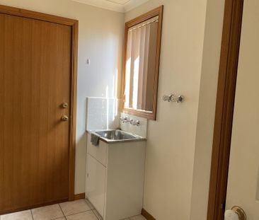 Prime Location! Easy-Care 2-Bedroom Unit - Photo 6