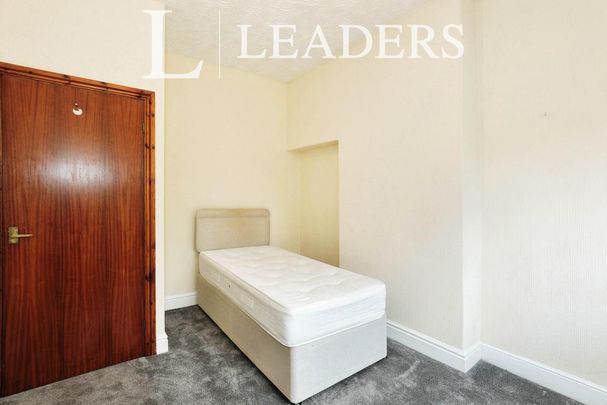 2 bedroom house to rent - Photo 1