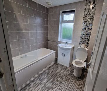 2 Bed Semi-Detached House, Ninth Avenue, OL8 - Photo 1