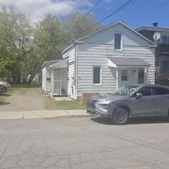 1 room apartment of 55m² in Gatineau - Photo 2
