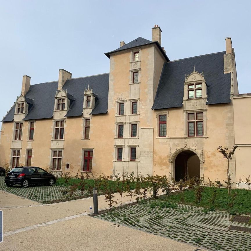 Location Appartement 3 pièces 63m² POITIERS 86000 - Photo 2
