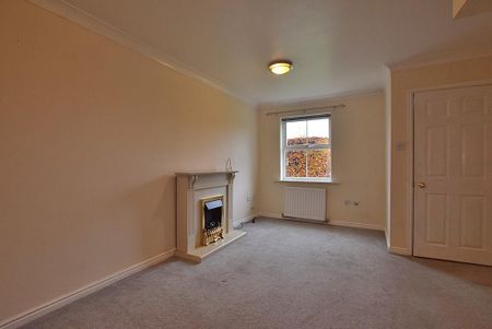 2 bedroom terraced house to rent - Photo 2