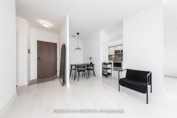 For Lease - 20 Inn on The Park Unit# 436, Toronto, Ontario - Photo 1