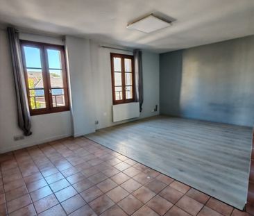 Location Appartement 2 pièces 35m² BRIVE LA GAILLARDE 19100 - Photo 2