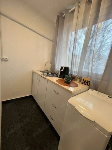 Aparatorii patriei moldovita confort 2 etaj 4 - Fotografie 3