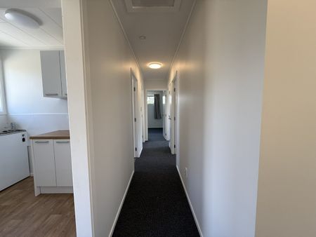 REFURBISHED, SPACIOUS & READY TO LOVE – HAURU - Photo 4