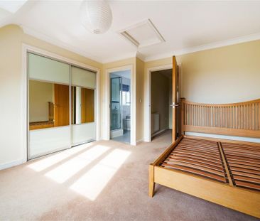 Crescent Road - Photo 2