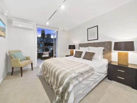 Stylish Inner-City Living in the Heart of Woolloomooloo - Photo 4
