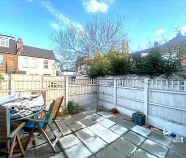 10 bedroom apartment to rent - Photo 5