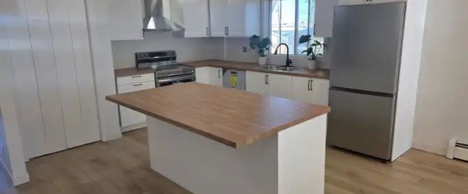 Fully Renovated 4-Bedroom Suite in Allendale - Pet Friendly! | 10426 65 Avenue Northwest, Edmonton - Photo 1