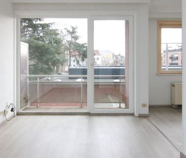 Studio met slaaphoek te huur in Kortrijk voor € 510 met 1 slaapkamer - Photo 6