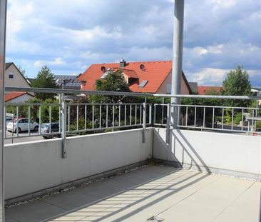 Schöne 4 Zimmer Wohnung in Eimeldingen - Foto 1