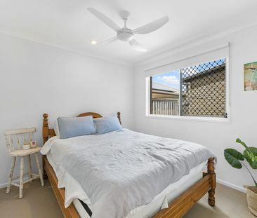 Spacious 3-Bedroom Home + Office - Photo 2