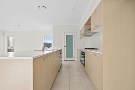 Apply Now - Century 21 &vert; the Paramount Group - Photo 4