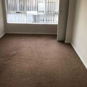 LOCATION, PEACE & LOW MAINTENANCE! - Photo 3