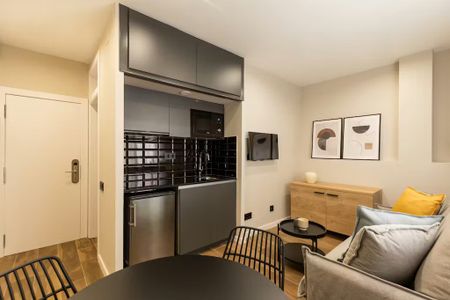 Carrer de Laforja, Barcelona, Catalonia - Photo 5