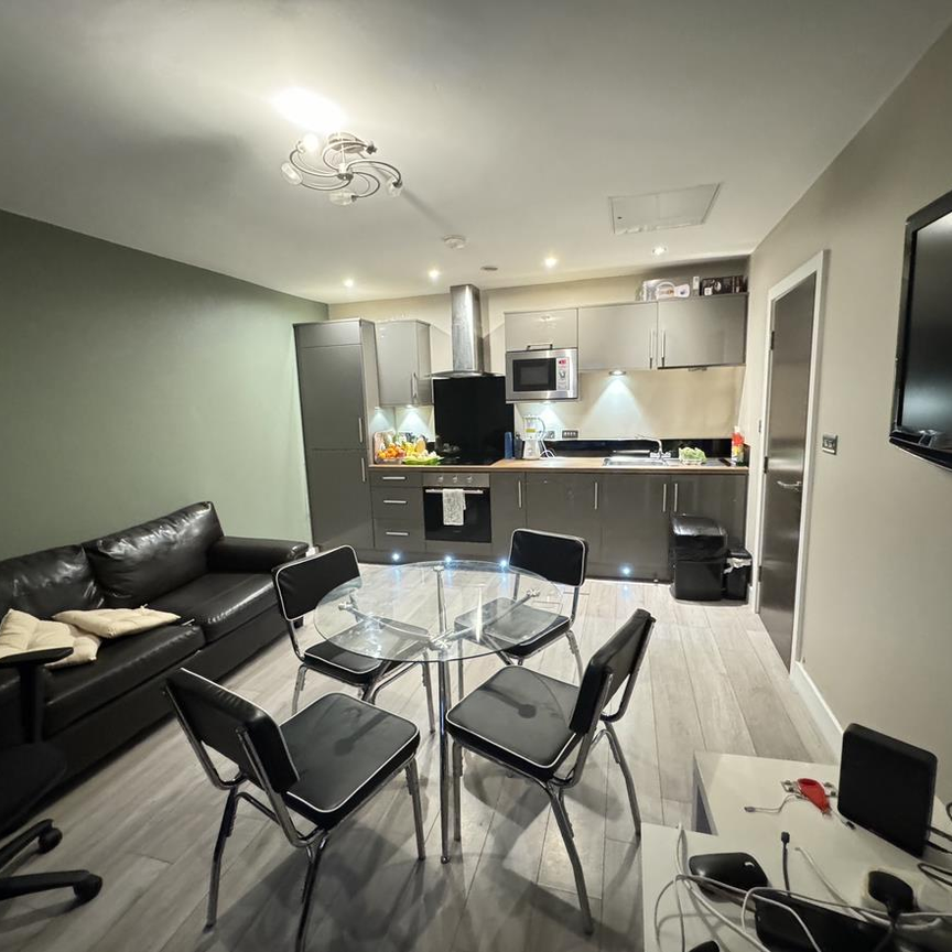Hartisca Residence, Hartwell Road, Hyde Park, LS6 1RY, Leeds - Photo 1