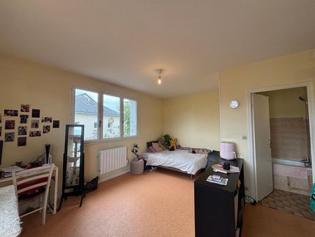 Location Appartement 1 pièce 32m² ST LAMBERT LA POTHERIE 49070 - Photo 2