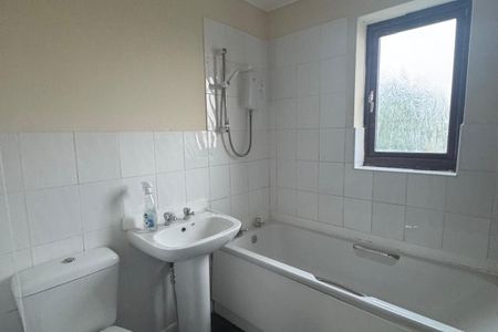 Ashwood Close - Photo 2