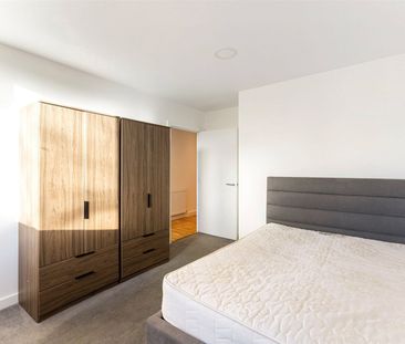 Blackwall Lane, Greenwich, London, SE10 flat to rent - Photo 6