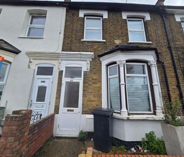 4 bedroom house to rent - Photo 3