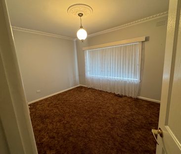 Noble Park - Photo 3