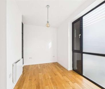 The Boulevard, Crawley, West Sussex, RH10 - Photo 1