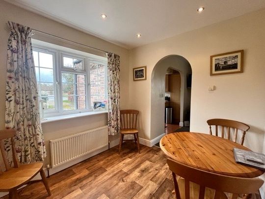 2 bedroom detached house to rent - Photo 1