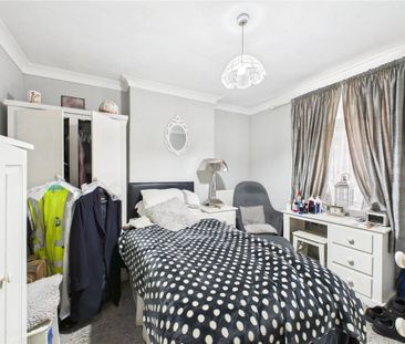 4 bedroom terraced house to rent - Photo 1