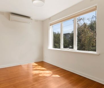 Thinking of selling? Contact our agent - Photo 1