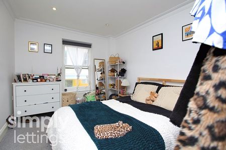 2 Bed property for rent - Photo 4