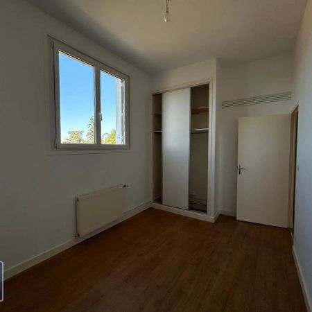 Appartement à louer 3 pièces 56.7m² - Photo 3