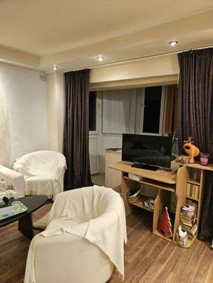 De inchiriat! Apartament cu o camera mobilat, utilat, sec... - Fotografie 1