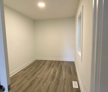 For Lease - 172 Times Rd Main Fl Road, Toronto, Ontario - Photo 6