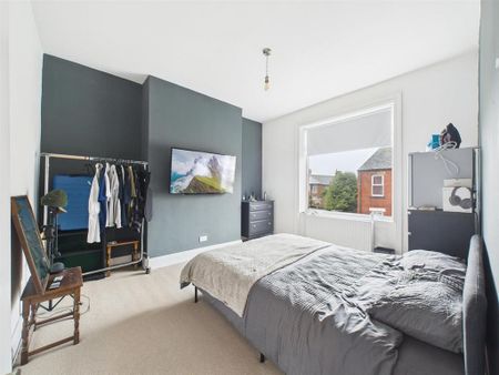 3 bedroom apartment to rent - Photo 2