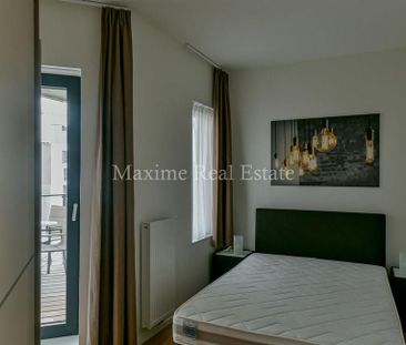 Appartement te huur in Sint-Lambrechts-Woluwe voor € 1.450 met 2 sl... - Photo 1