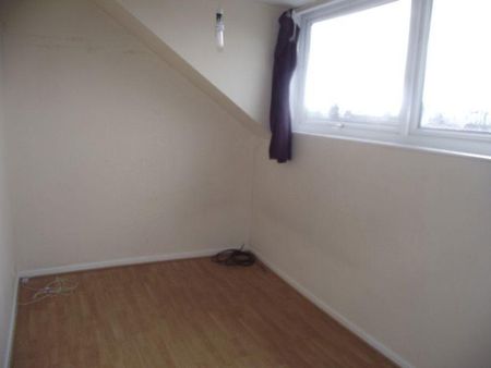 3 bedroom maisonette to rent - Photo 4