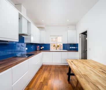 6 bedroom semi-detached house to rent - Photo 3