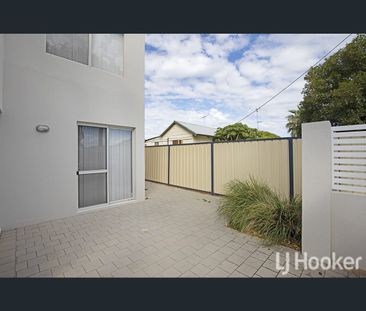 1/11 Eacott Street, Mandurah, WA 6210 - Photo 4