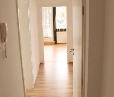 Perfekt für Paare: Helle & moderne Etagenwohnung mit Balkon & Einba... - Photo 1