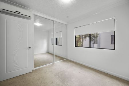 15/319 Angus Smith Drive, Douglas - Photo 3