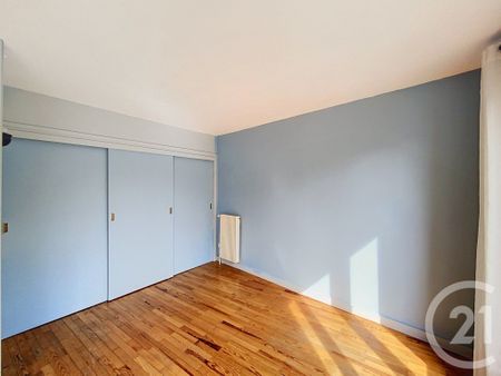 Location Appartement 3 pièces 79m² BEAUMONT 63110 - Photo 3