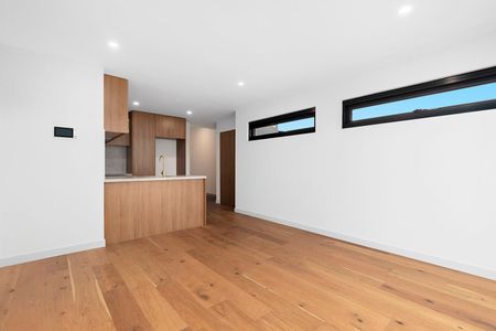AS New Two Bedroom Apartment - Photo 3
