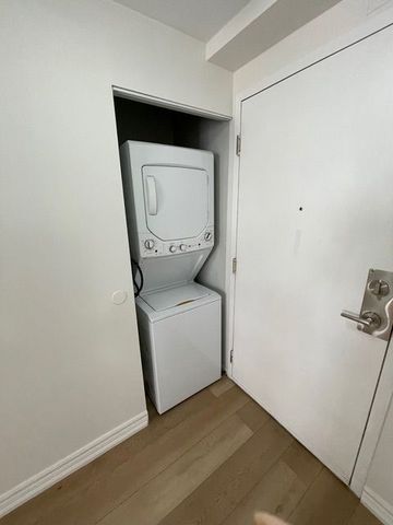 For Lease - 4198 Dundas Street Unit# 307, Toronto, Ontario - Photo 4