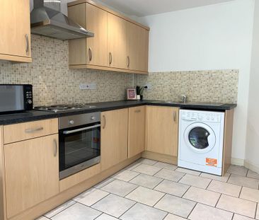 2 bedroom flat to rent - Photo 6