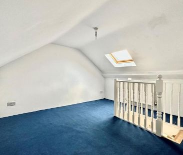 2 bedroom end of terrace house to rent - Photo 1