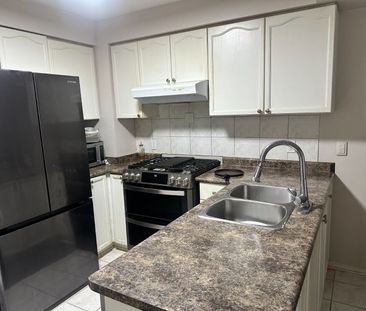 For Lease - 120 Andona Crescent, Toronto, Ontario - Photo 5